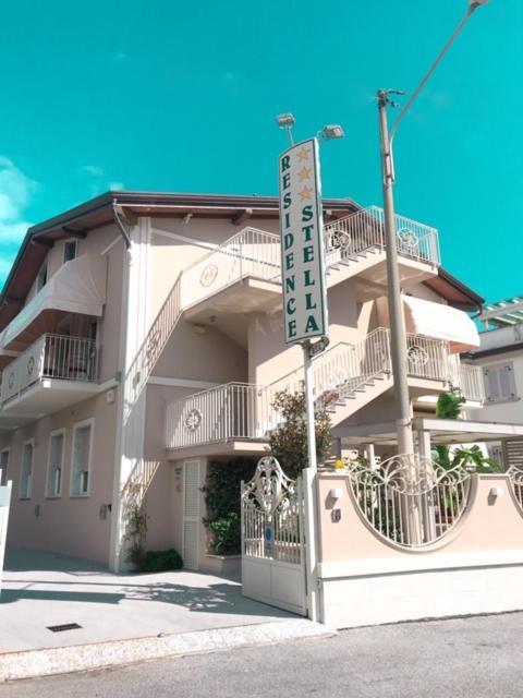 Residence Stella Marina di Massa Exterior foto