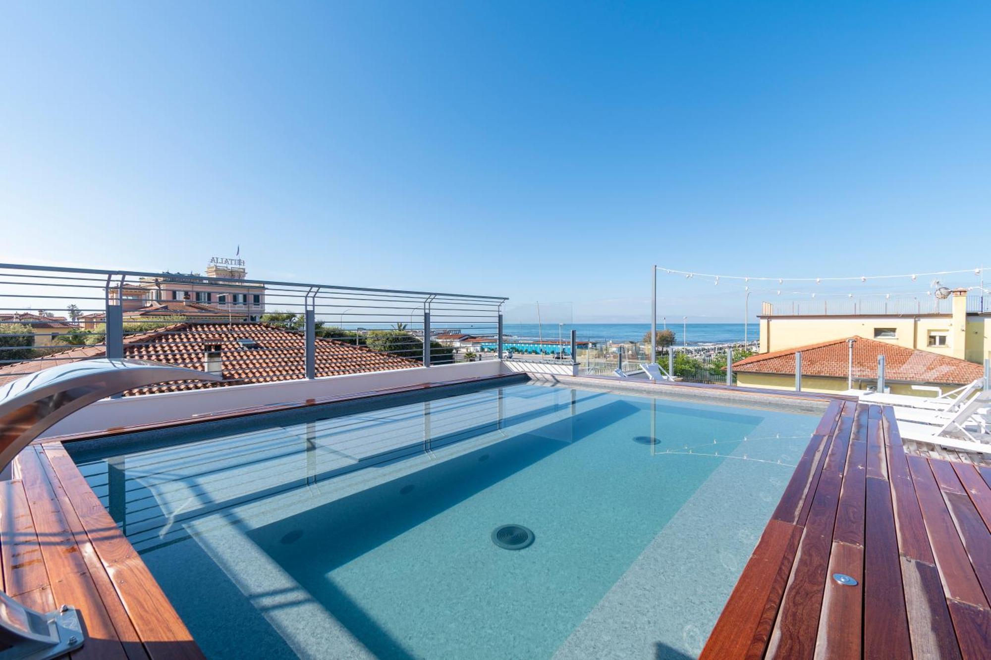 Residence Stella Marina di Massa Exterior foto